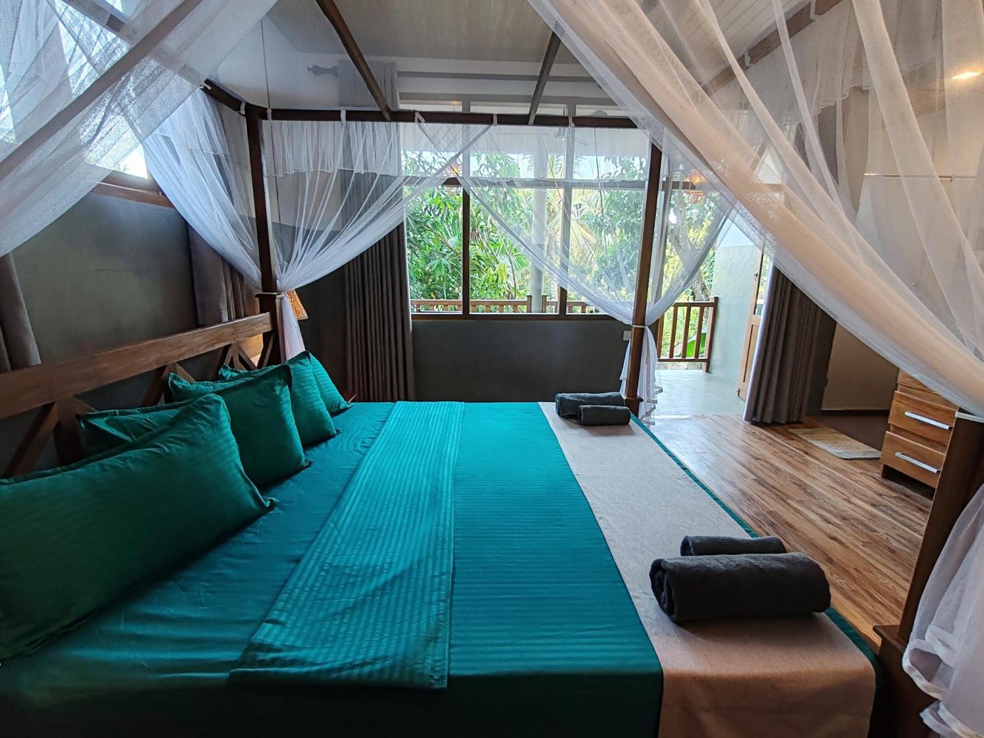 The Jungle View Hotel Mirissa Eksteriør billede
